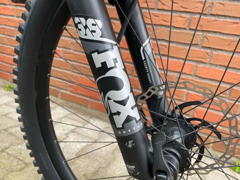 Used Canyon Torque Mullet AL 7 2024 2024 Mountainbike, Green, 29, 27.5 — image 5 of 13