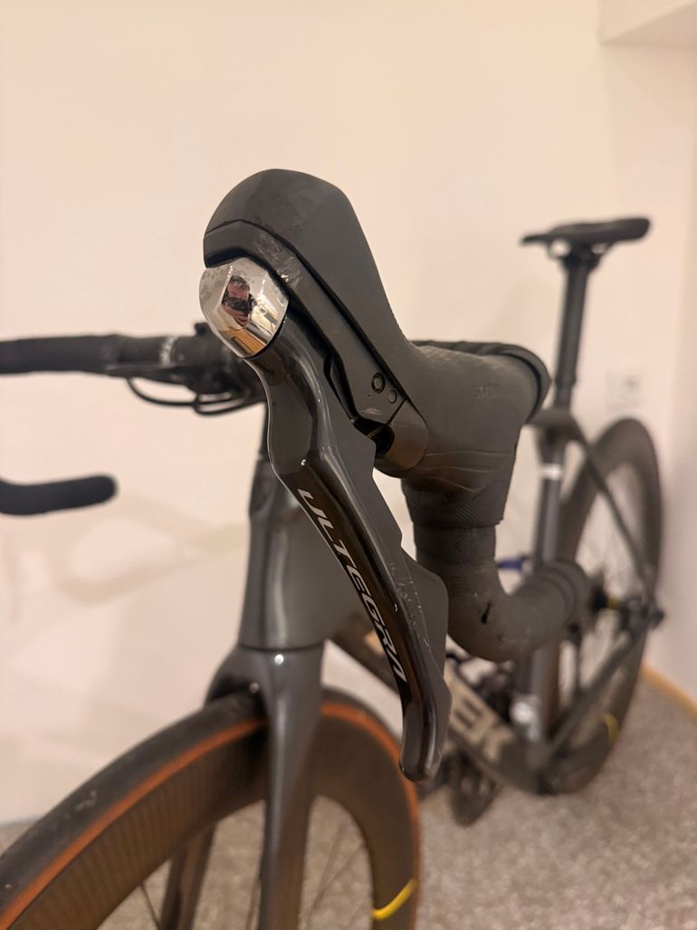 Used Trek Émonda SL 6 Disc Pro 2021 2021 Road & Gravel, Light Gray — image 6 of 12