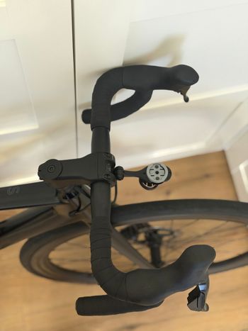 Used CUBE AXIAL WS GTC SLX 2024 2024 Road & Gravel, Black — image 11 of 13