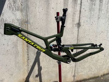 Used Santa Cruz V10 Frameset 2026 Mountainbike, Grün — image 2 of 13