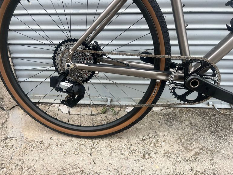 Used spiritx Spiritx Custom SRAM Force eTap AXS 2025 Road & Gravel, Light Gray — image 4 of 10