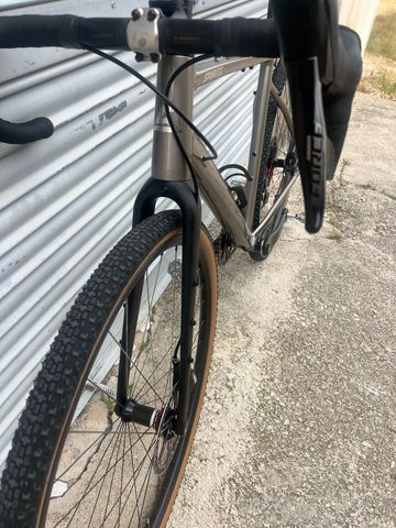 Używany Spiritx Custom SRAM Force eTap AXS 2025 Road & Gravel — zdjęcie 8 z 10