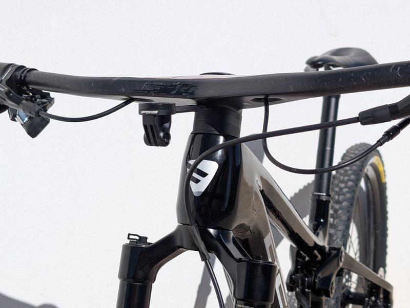 Tweedehands Berria MAKO 9 2023 2023 Mountainbike — afbeelding 2 van 11