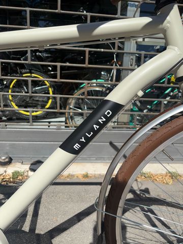 Used Myland Custom Other Shimano 2026 Urban, White — image 6 of 7