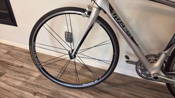 Used trek madone 5.1 Trek madone 5.1 Custom Shimano Ultegra 2017 Road & Gravel, Light Gray — image 5 of 6