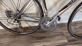 Used trek madone 5.1 Trek madone 5.1 Custom Shimano Ultegra 2017 Road & Gravel, Light Gray — image 3 of 6