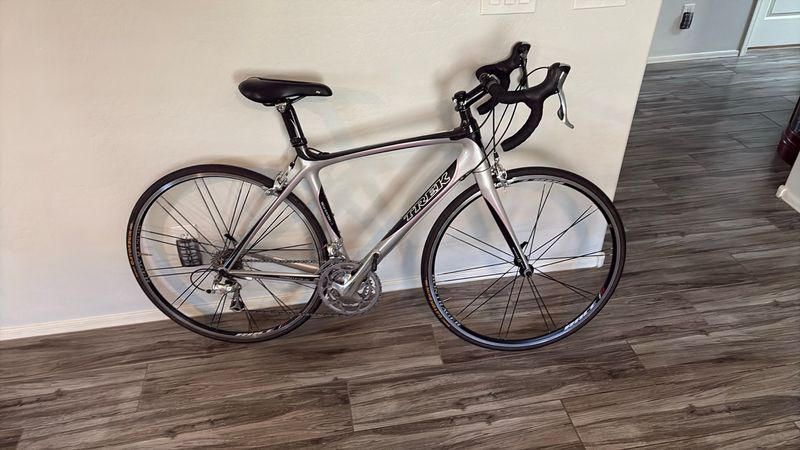Used Trek madone 5.1 Custom Shimano Ultegra 2017 Road & Gravel