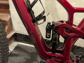 Used Trek Fuel EX 9.7 Gen 6 2023 2023 Mountainbike — image 2 of 5