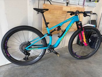 Used Specialized Epic 8 Pro - SRAM X0 AXS, RockShox Ultimate Flight Attendant 2026 2026 MTB