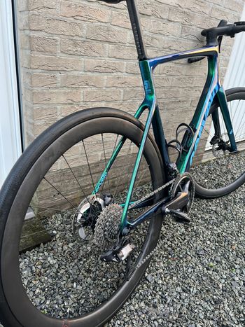Used Cervélo Caledonia Ultegra Di2 Disc 2021 2021 Road & Gravel, Green — image 5 of 13