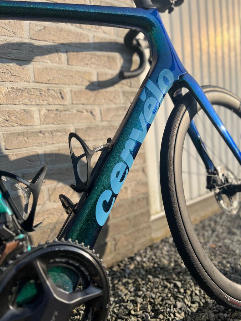 Used Cervélo Caledonia Ultegra Di2 Disc 2021 2021 Road & Gravel, Green — image 2 of 13