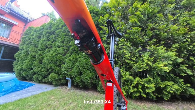 Used Trek Supercaliber 9.7 2020 2020 Mountainbike — image 9 of 17