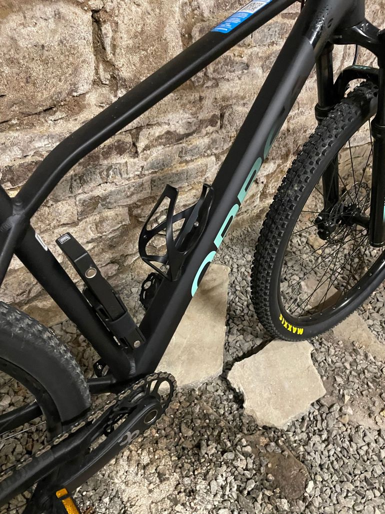 Used Orbea ALMA H30 2023 2023 Mountainbike, Black, 29 — image 1 of 7
