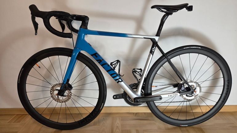 Used Factor O2 - Shimano Ultegra 2023 2023 Road & Gravel, Blue — image 1 of 20