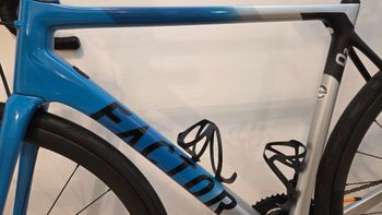 Used Factor O2 - Shimano Ultegra 2023 2023 Road & Gravel, Blue — image 4 of 20