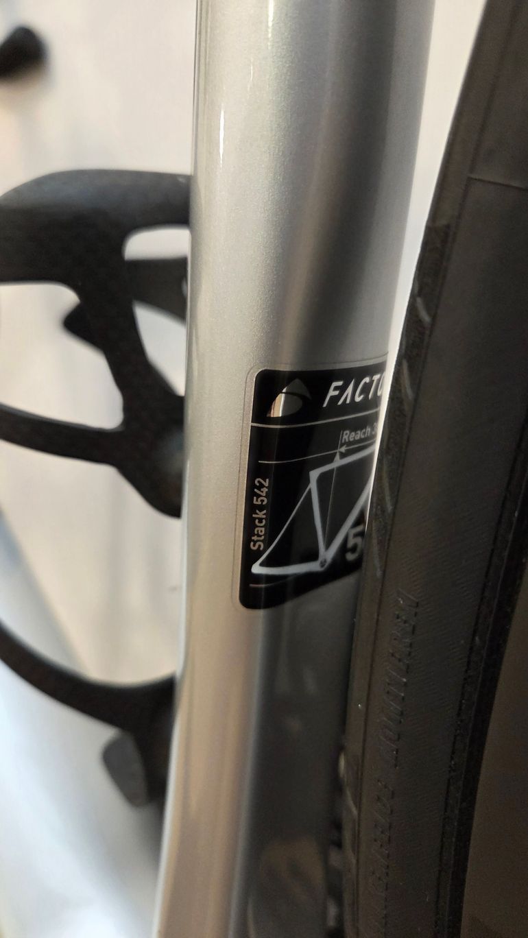 Used Factor O2 - Shimano Ultegra 2023 2023 Road & Gravel, Blue — image 7 of 20