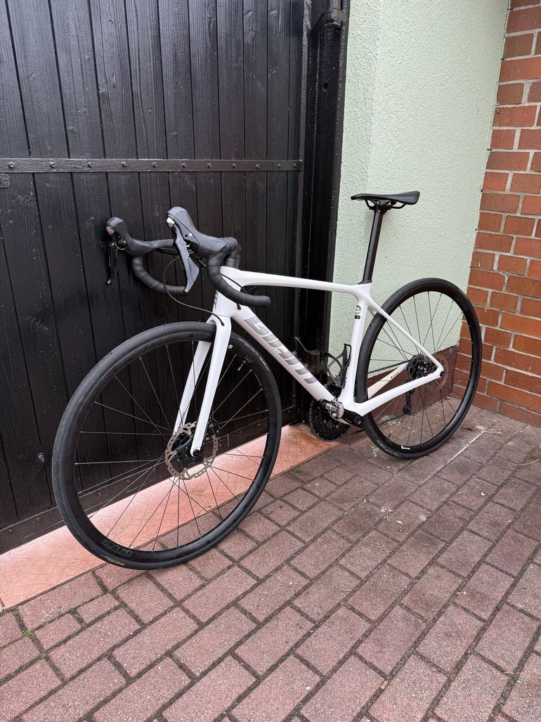 Used Giant TCR Advanced Disc 2 2021 2021 Road & Gravel, White — image 2 of 12