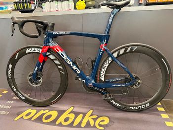 Used Pinarello DOGMA F12 DURA ACE Di2 Disc 2022 2022 Road & Gravel, Blue — image 2 of 5