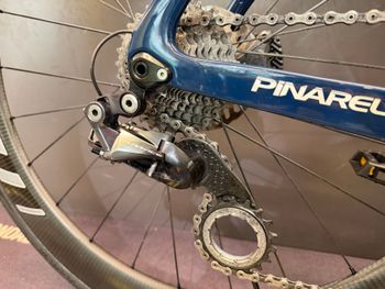 Used Pinarello DOGMA F12 DURA ACE Di2 Disc 2022 2022 Road & Gravel, Blue — image 5 of 5