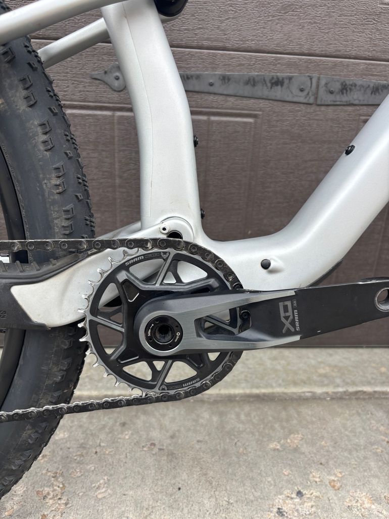 Used Santa Cruz Blur X0 AXS RSV / Carbon CC 2025 2025 Mountainbike, Light Gray, 29 — image 12 of 13