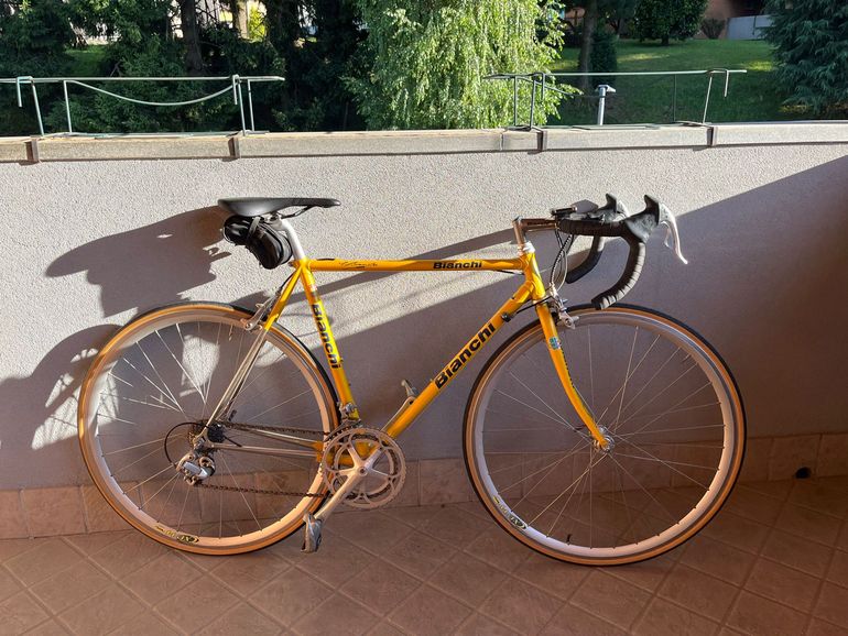 Used Bianchi Campione Campagnolo Veloce 1995 Road & Gravel, Orange — image 1 of 21