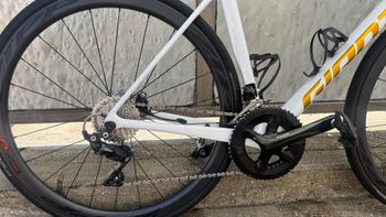 Used Giant TCR Advanced Disc 3 2022 2022 Road & Gravel, White — image 3 of 5