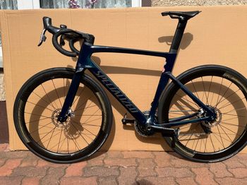 Used Specialized S-Works Venge Disc - SRAM Red eTap AXS 2020 2020 Road & Gravel, Green — image 2 of 6