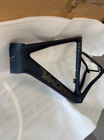 Used Van Dessel ARCH65 | CAMPAGNOLO CHORUS CAMPAGNOLO CHORUS 2025 Frameset 2025 Road & Gravel, Blue — image 3 of 6