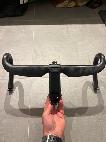 Tweedehands Focus IZALCO MAX 9.9 2024 Frameset 2024 Road & Gravel — afbeelding 5 van 5