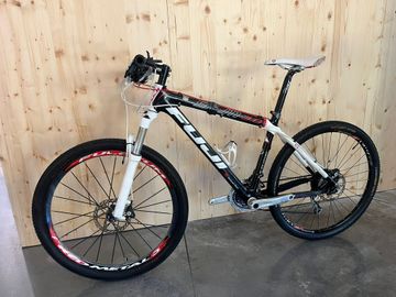 Used Fuji SLM 3.0 2011 2011 Mountainbike, Black, 26 — image 2 of 9