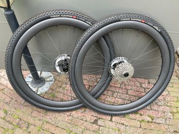 Used Orbea TERRA M20TEAM 2025 2025 Road & Gravel, Schwarz — image 12 of 15