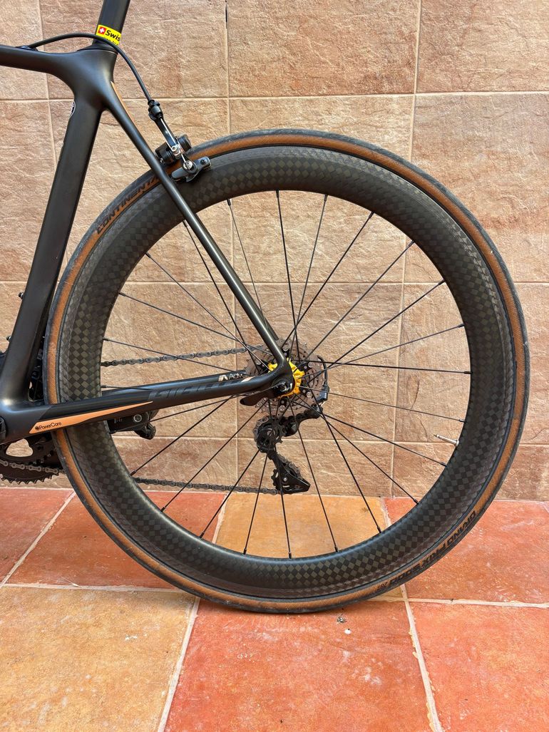 Used Giant Tcr Shimano Ultegra 2019 Road & Gravel, Black — image 4 of 5
