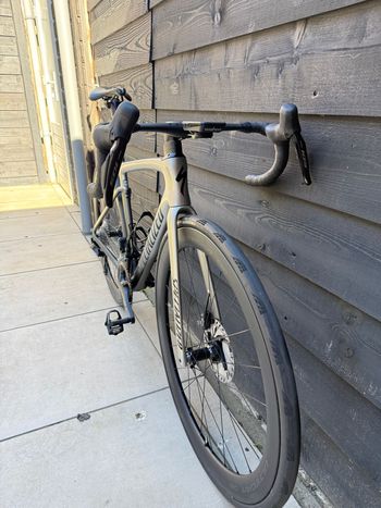 Used Specialized Tarmac SL7 Expert 2021 2021 Road & Gravel, Light Gray — image 3 of 11