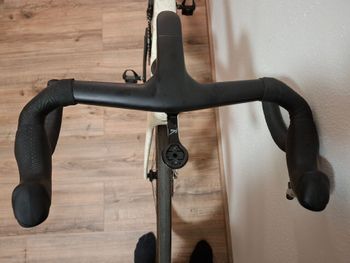 Used Trek Madone SLR 8 AXS Gen 8 2025 2025 Road & Gravel — image 5 of 10