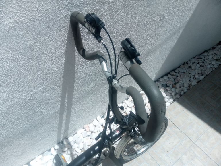 Used Brompton P Type (six Speed) 2012 Road & Gravel, Black — image 5 of 11