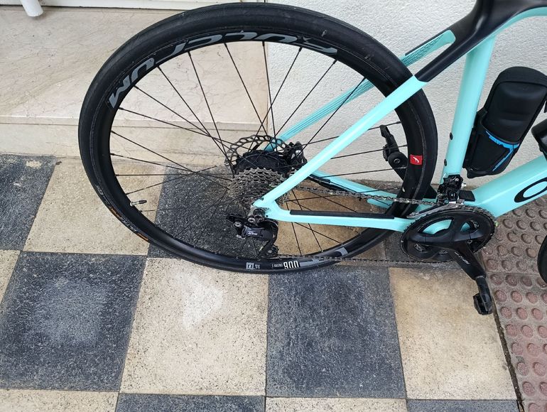 Used Orbea GAIN M30 2021 2021 Road & Gravel, Green — image 3 of 5