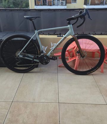 Orbea TERRA H40 2024 2024 Road & Gravel usato, Grigio chiaro — immagine 3 di 4