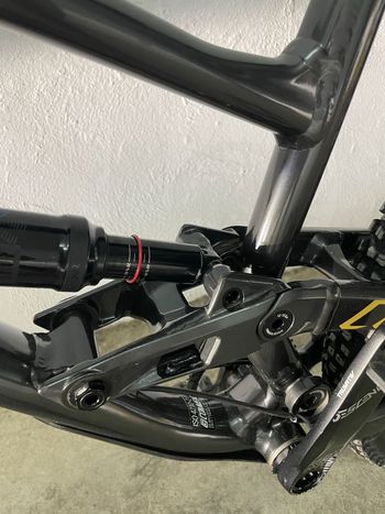 Used Commencal CLASH ESSENTIAL 2019 2019 Mountainbike, Light Gray, 27.5 — image 4 of 4