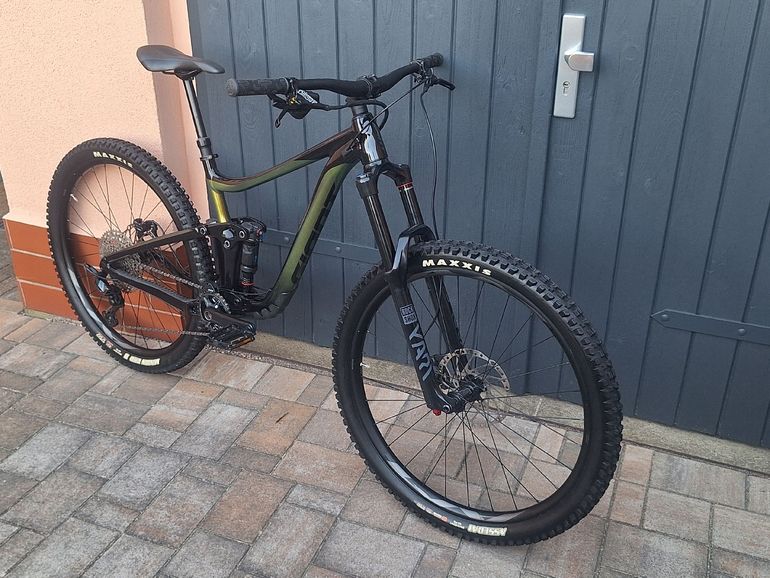 Used Giant Reign 29 2 2021 2021 Mountainbike, Black, 29 — image 2 of 13