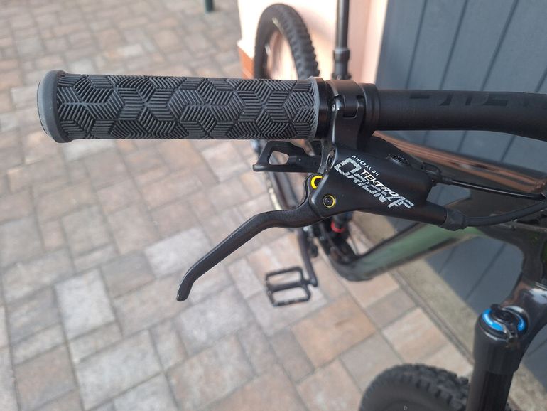 Used Giant Reign 29 2 2021 2021 Mountainbike, Black, 29 — image 7 of 13