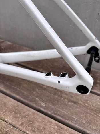 Used Colnago V4Rs Disc Ultegra Di2 8100 w/Fulcrum Racing Wind 400 Wheels 2024 Frameset 2024 Road & Gravel — image 7 of 13