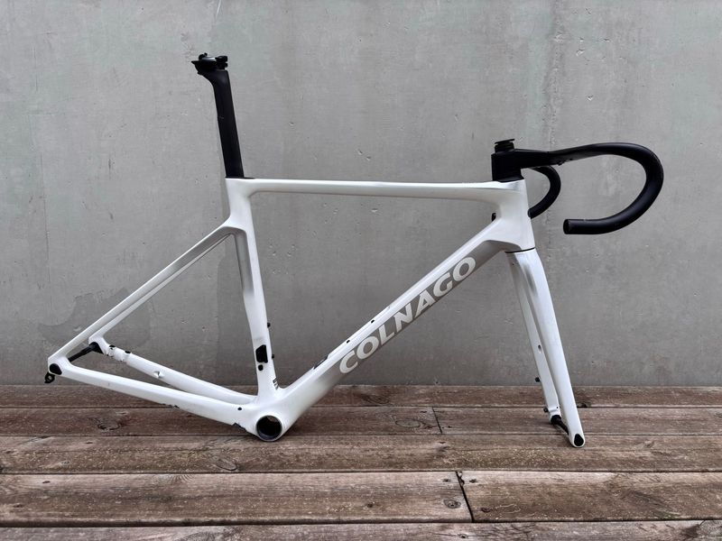 Used Colnago V4Rs Disc Ultegra Di2 8100 w/Fulcrum Racing Wind 400 Wheels 2024 Frameset 2024 Road & Gravel