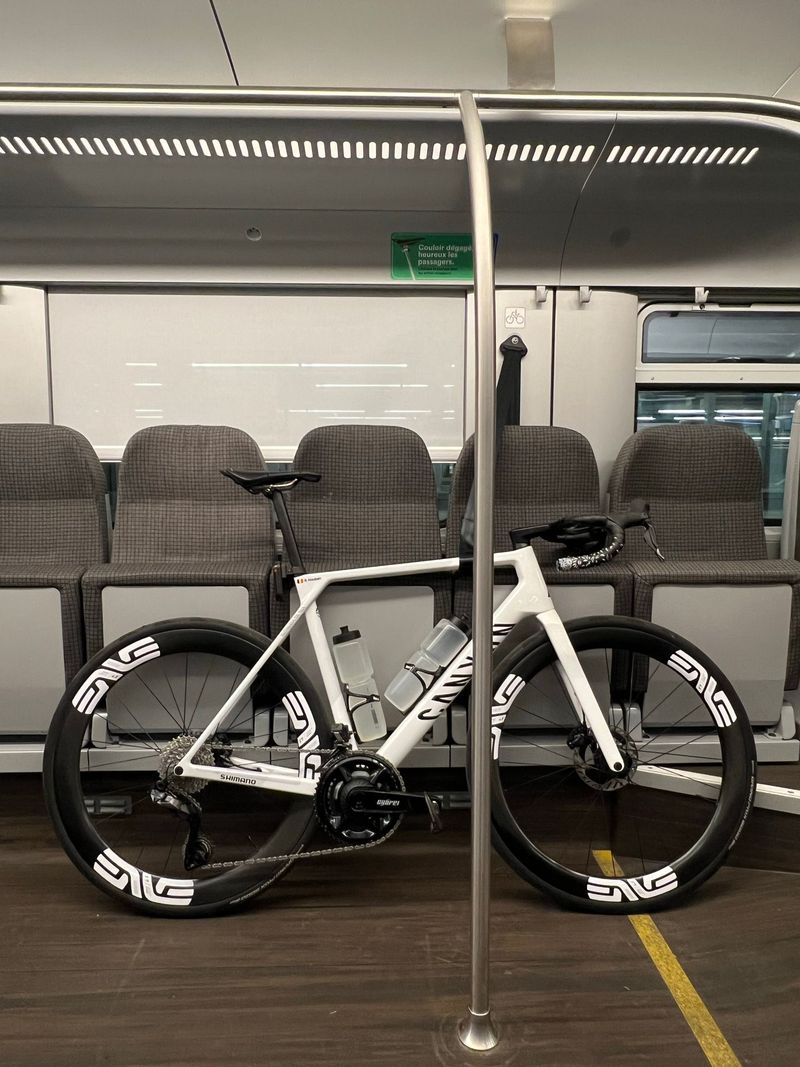 Used Canyon Ultimate CF SLX 8 Di2 2026 2026 Road & Gravel