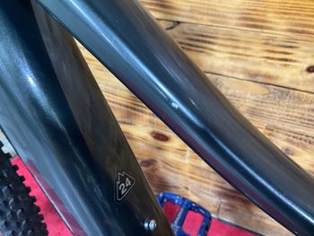 Used Specialized Turbo Levo SL Kids 2023 2023 Youth, Green — image 11 of 11