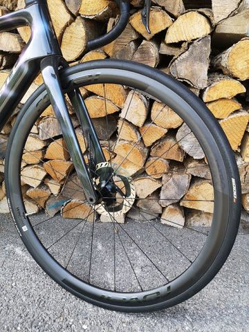 Używany Scott Addict RC 10 2026 2026 Road & Gravel — zdjęcie 7 z 9