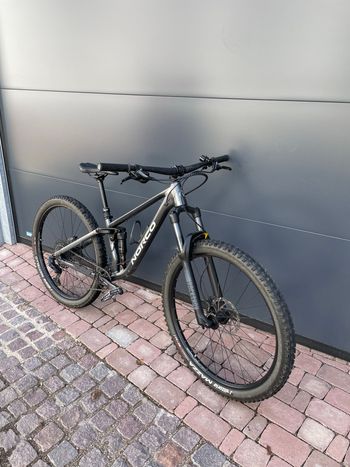 Used Norco Fluid FS A3 2023 2023 Mountainbike, Light Gray, 29 — image 2 of 7