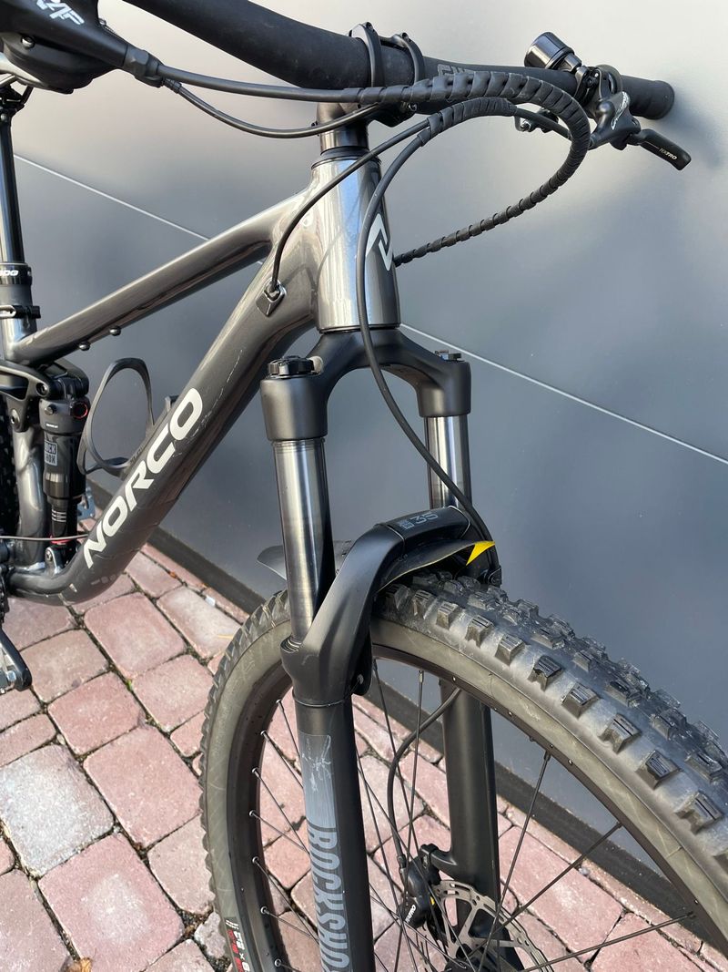 Used Norco Fluid FS A3 2023 2023 Mountainbike, Light Gray, 29 — image 3 of 7