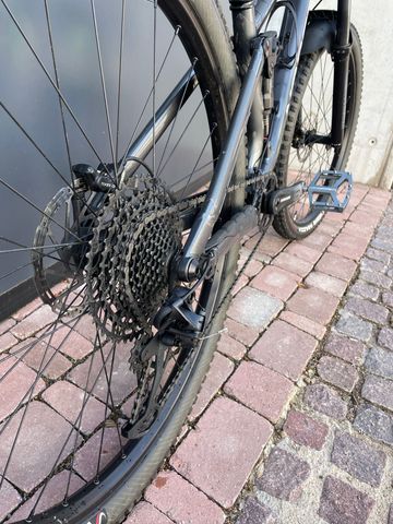 Used Norco Fluid FS A3 2023 2023 Mountainbike, Light Gray, 29 — image 7 of 7