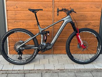 Used Stevens Applebee 2023 2023 Mountainbike, Black, 27.5 — image 5 of 13