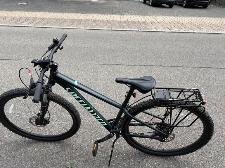 Used Stevens Applebee 2023 2023 Mountainbike, Black, 27.5 — image 12 of 13